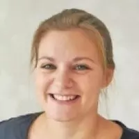 Portrait Anne Regiert